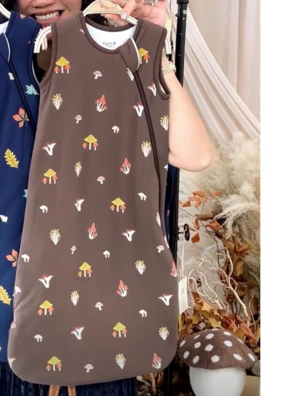 Kyte Baby Sleep Bag in Brown with Fungi Print Size M, 2.5 TOG